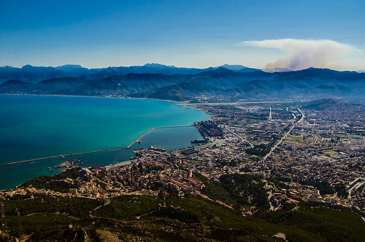 Comment Bejaia a vécu un grand développement économique sous le Wali Meziane Chérif