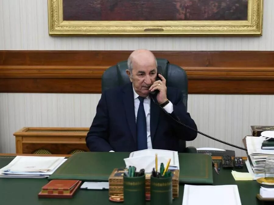 Le Président Tebboune s’entretient par téléphone avec son homologue russe Vladimir Poutine