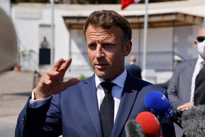 Macron souhaite simplifier les procédures de visas