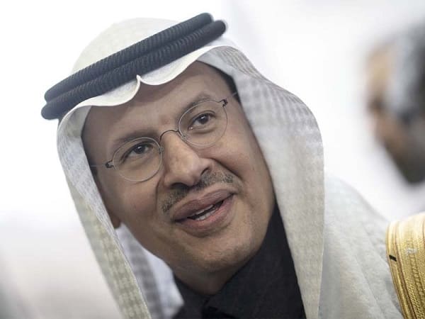 Pétrole: L'Arabie Saoudite accuse les États-Unis de manipuler les cours en puisant dans ses réserves stratégiques