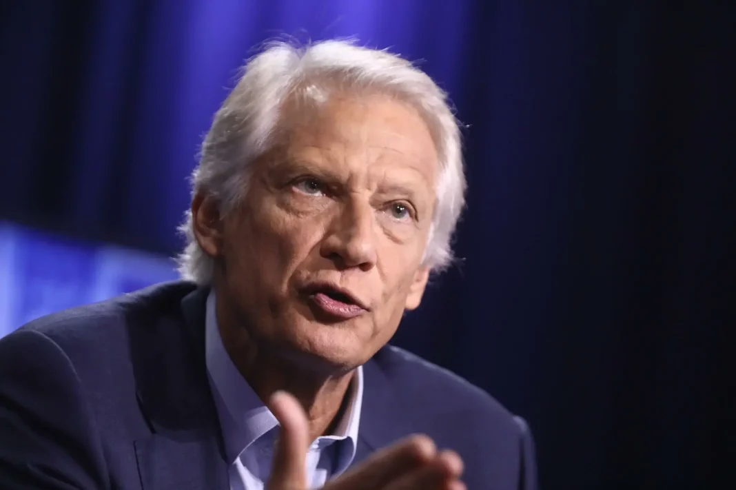 De Villepin fustige Macron et la diplomatie française