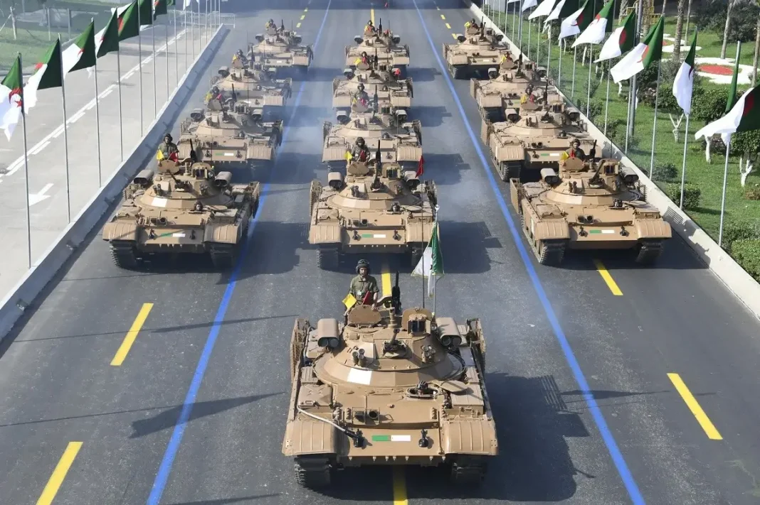 L’Algérie continue à « renforcer ses capacités militaires et ses moyens dissuasifs  »