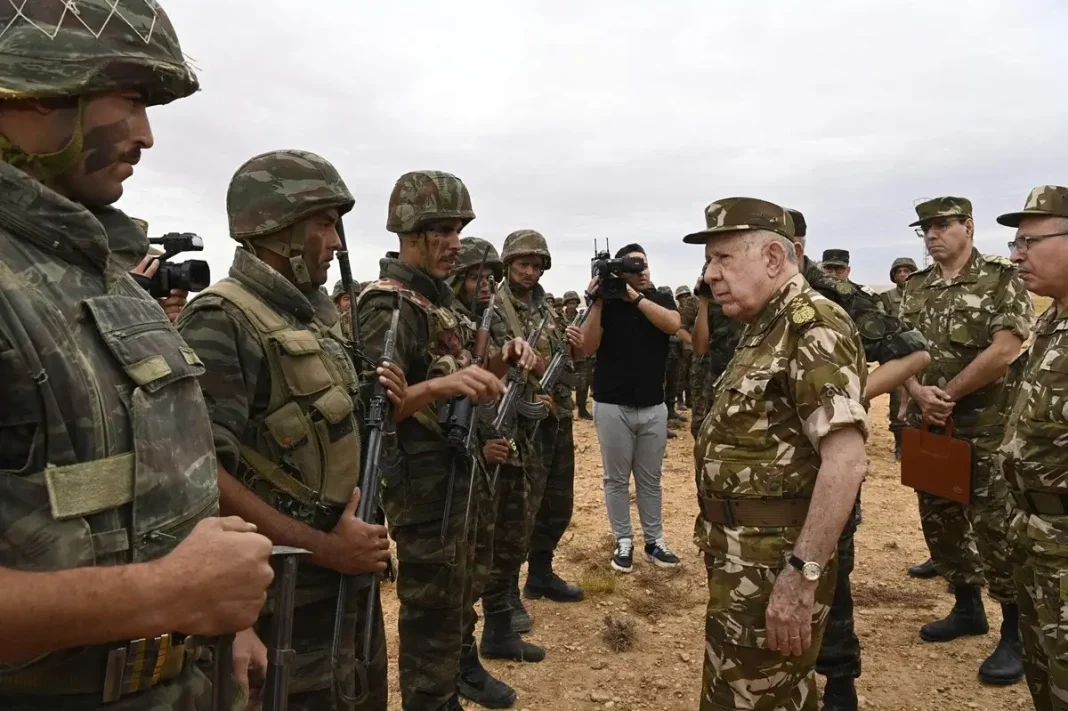 Six terroristes abattus, Chanegriha sur place