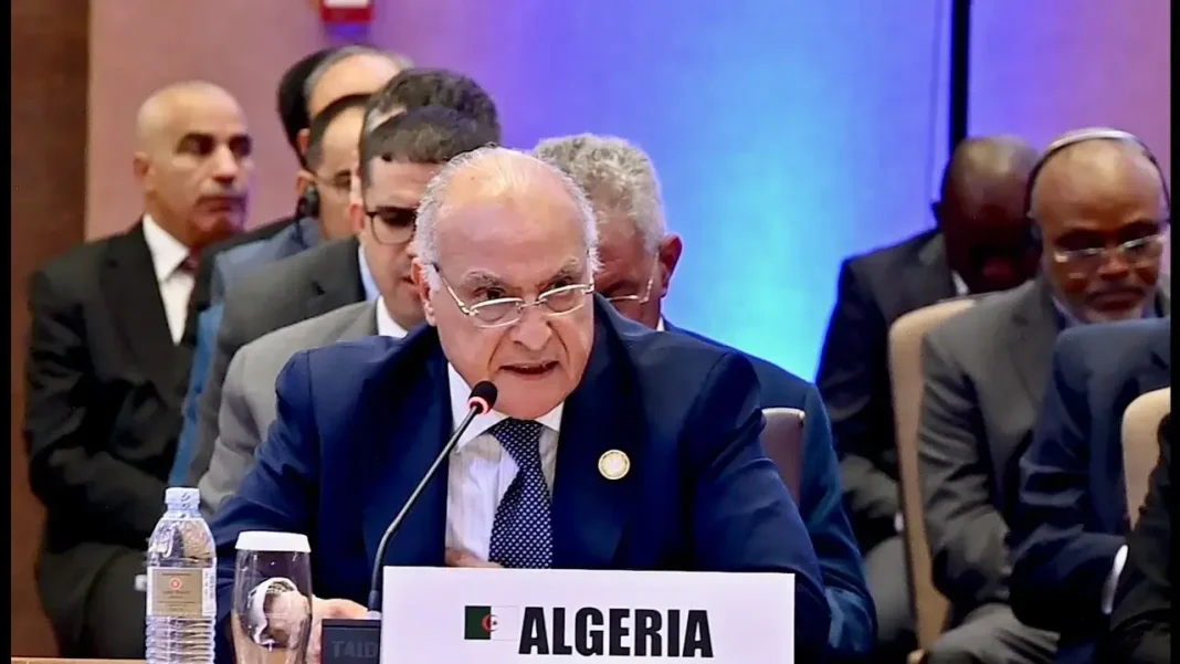 Ahmed Attaf appelle à une nouvelle dynamique du MNA