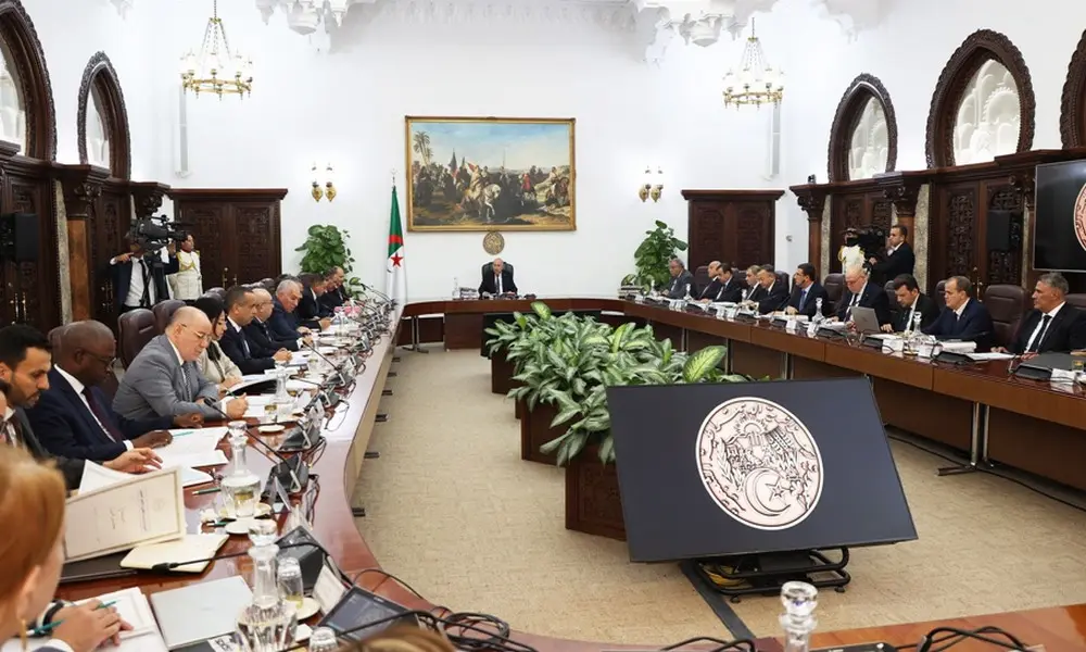 Le président Tebboune exige une loi de finances 2026 sans hausse d’impôt