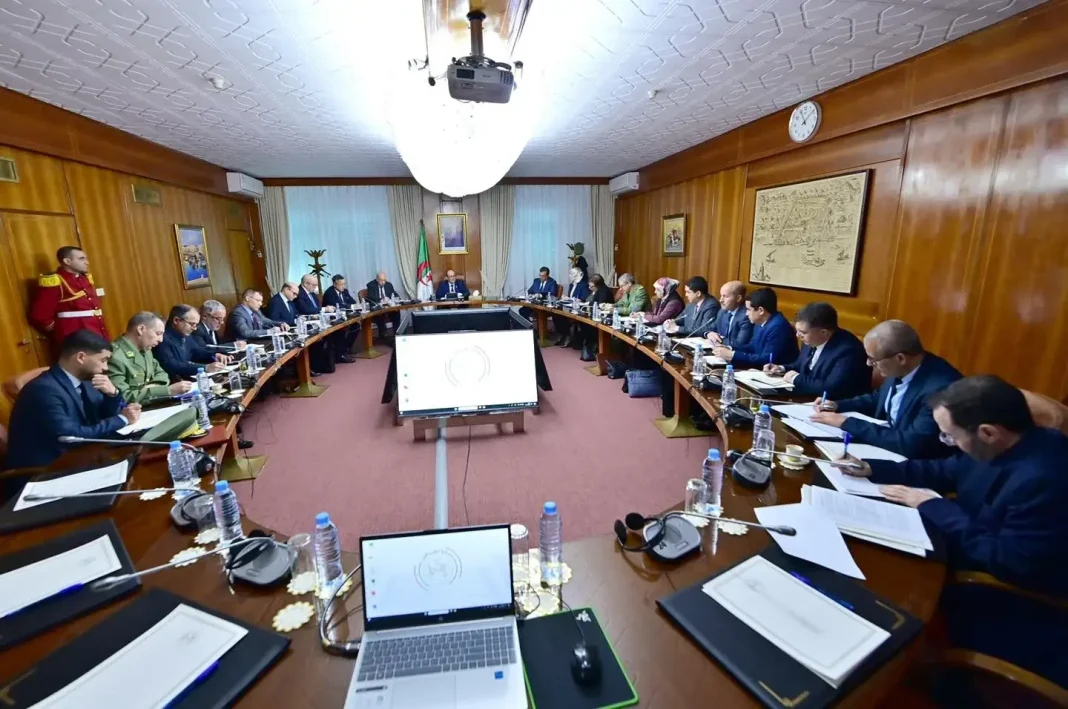 Le gouvernement enclenche la mécanique d’une véritable industrie automobile