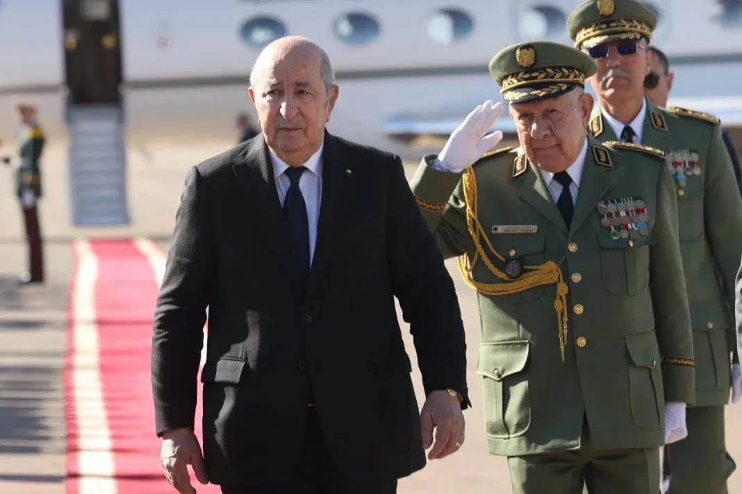 Le président Tebboune inaugure la ligne ferroviaire Gara Djebilet - Tindouf - Béchar
