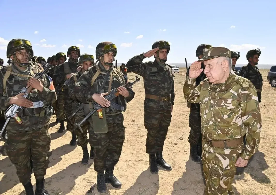 Chanegriha félicite les unités ayant participé à l’opération antiterroriste