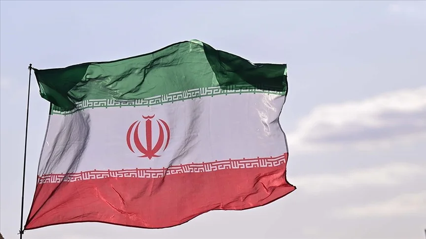 Téhéran choisit un nouveau leader